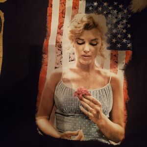 Marilyn Monroe Black Graphic Womens Tee Shirt Size 2X Flower American Flag